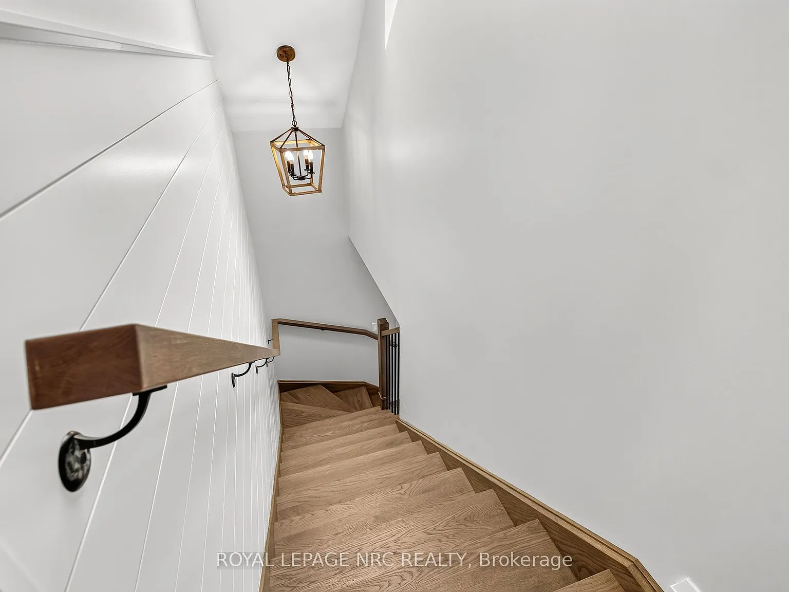 1 bed, $2,500 — Photo 2
