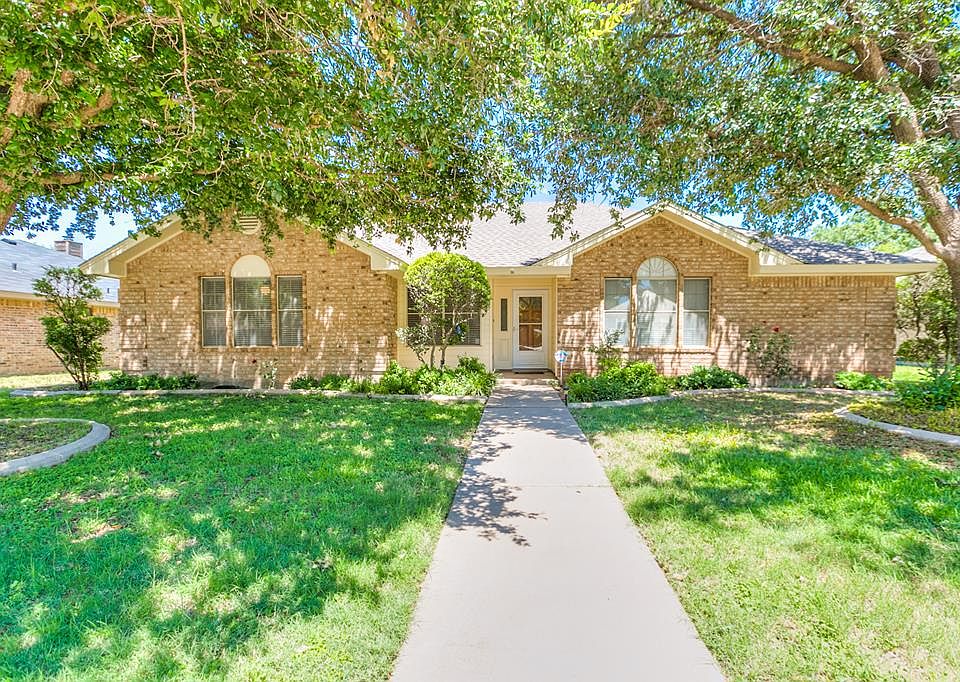 1st image of 4706 Scarlett Oak Dr