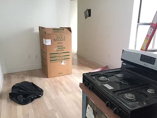 Rented by Zuz Realty | media 17