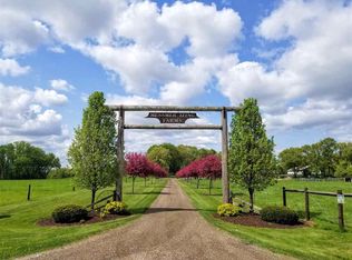 E8516 Quarry Rd, Rock Springs, WI 53961