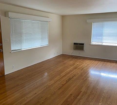 4th image of 548 S Sierra Madre Blvd