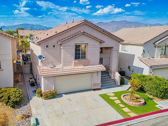 3rd image of 8604 Honey Vine Ave