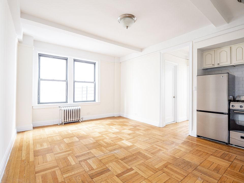 1st image of 305 Lexington Ave APT 11D
