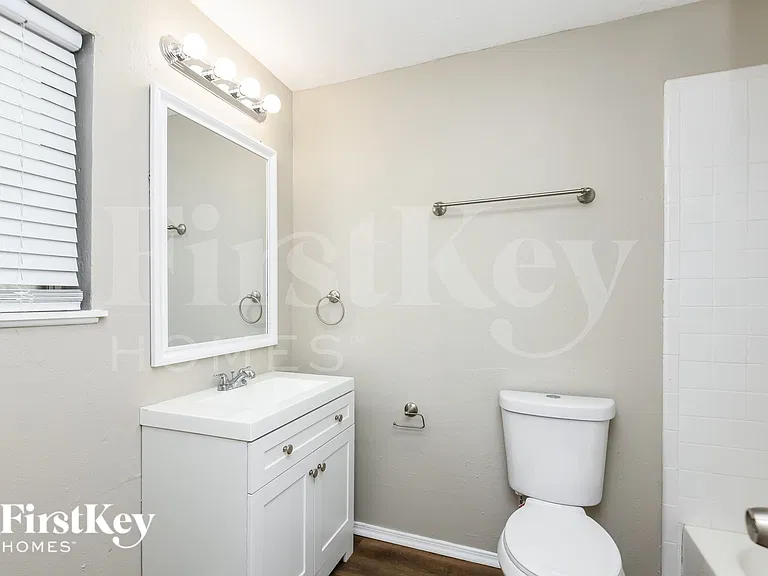 6508 Normandy Rd — Photo 11