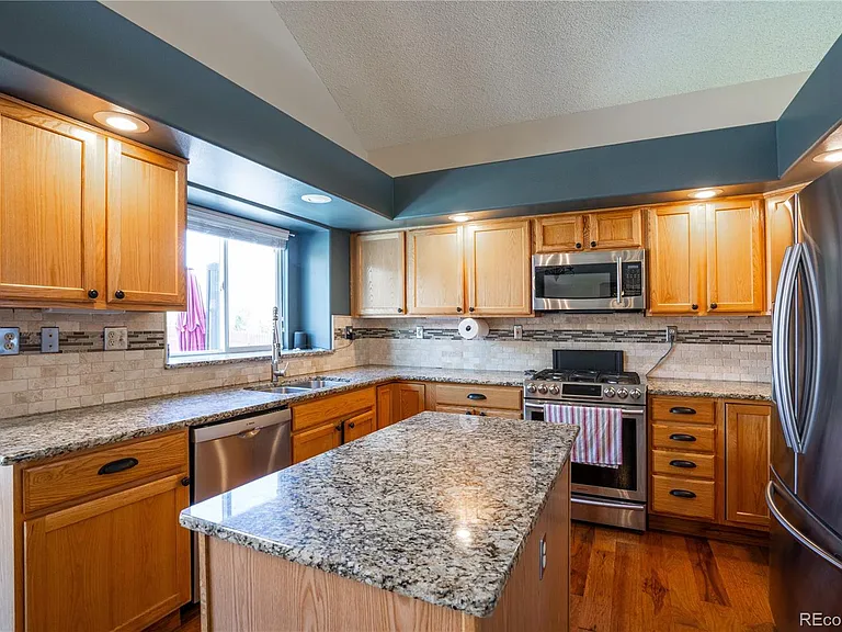 5915 Pioneer Mesa Dr — Photo 9