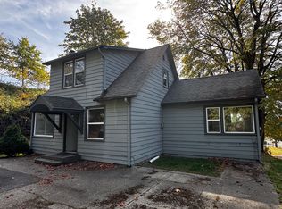 1000 Sylvan Way, Bremerton, WA 98310