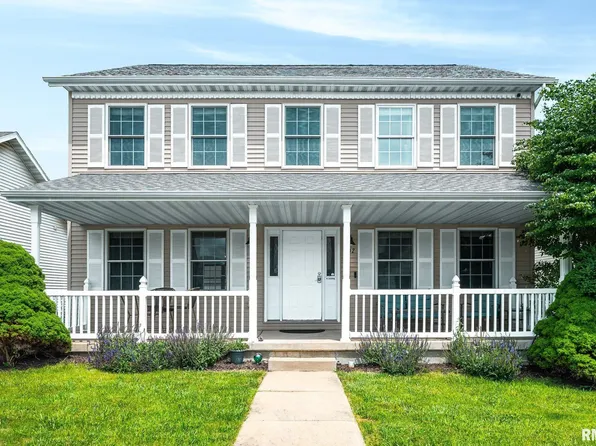 1102 Chippewa St, Normal, IL 61761