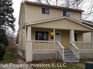 748 Camden Ave, Ferndale, MI 48220