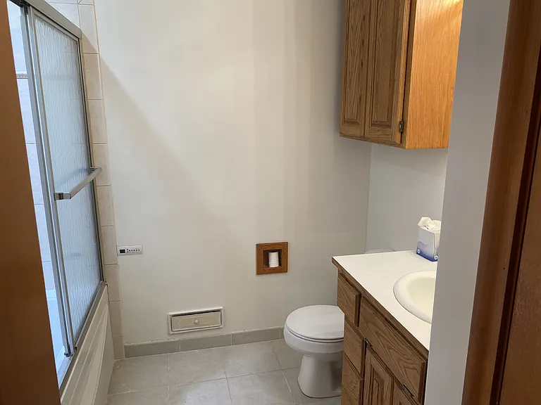 20451 Poplar St — Photo 9