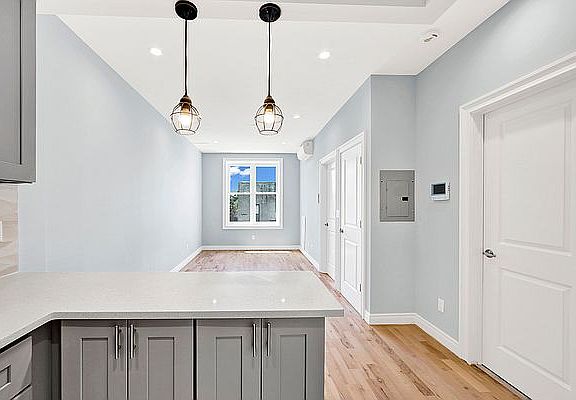 2nd image of 82 Milford St #3A