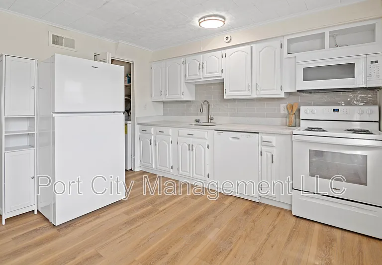 2025 Kelmore Rd #1 — Photo 7