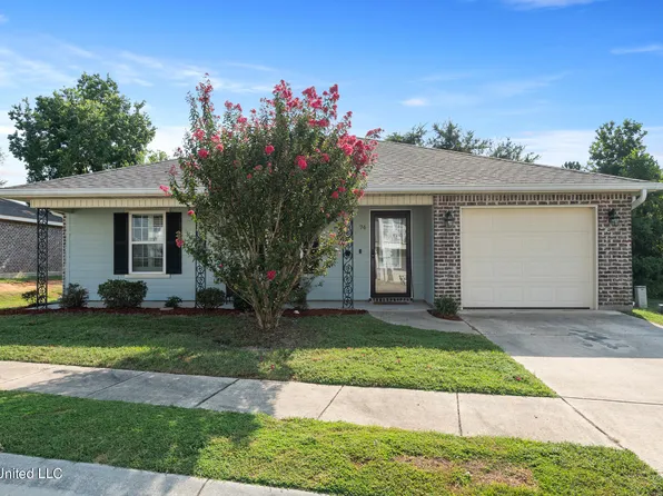 74 Oak Alley Ln, Long Beach, MS 39560