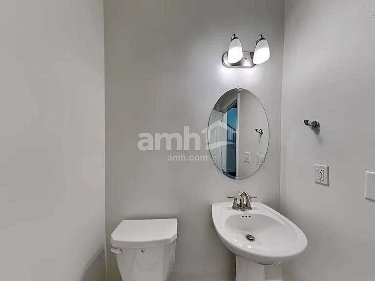 6240 Bridlewood Ln — Photo 12