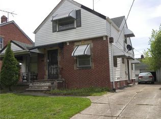 16212 Throckley Ave, Cleveland, OH 44128