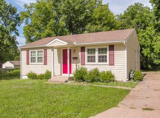 2428 S Sterling Ave, Independence, MO 64052