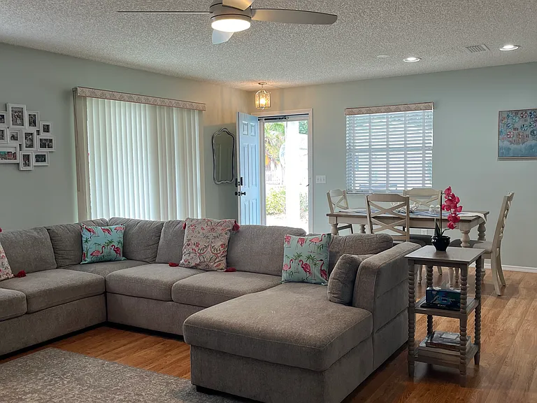 726 Villita Ln — Photo 11