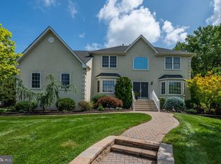11 Gaskill Rd, Mount Laurel, NJ 08054