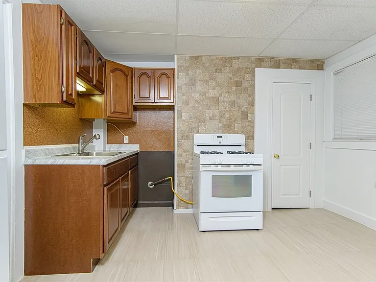 79 School St #1 — Photo 1