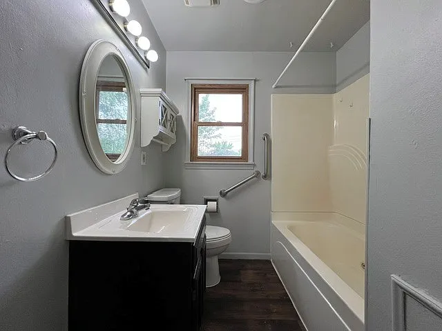 2125 Stirling St — Photo 20