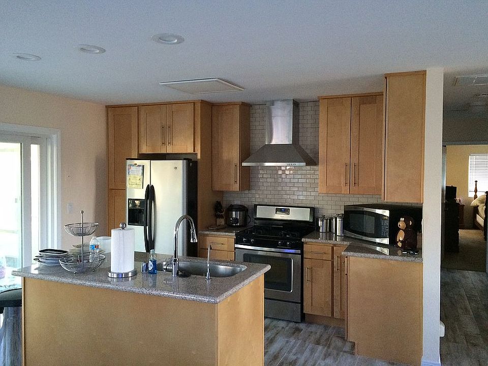 1st image of 11223 Bralorne Ct