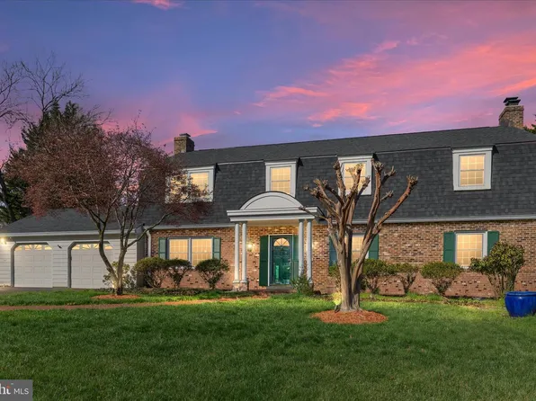 3022 Fox Den Ln, Oakton, VA 22124