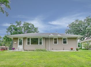 6742 Regent Ave N, Brooklyn Center, MN 55429