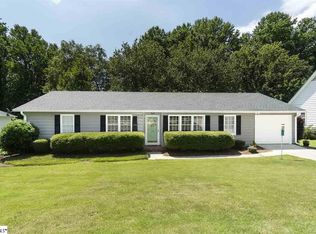 118 Canebrake Dr, Greer, SC 29650