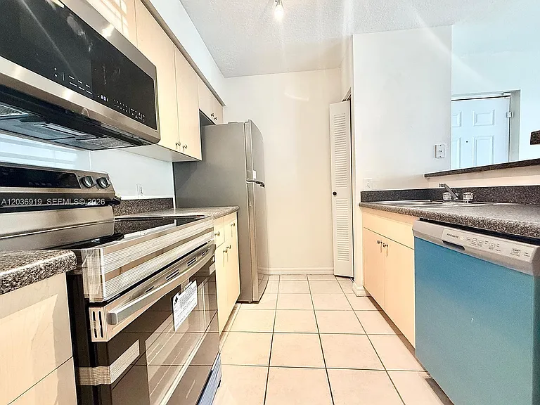 4241 San Marino Blvd #103 — Photo 8
