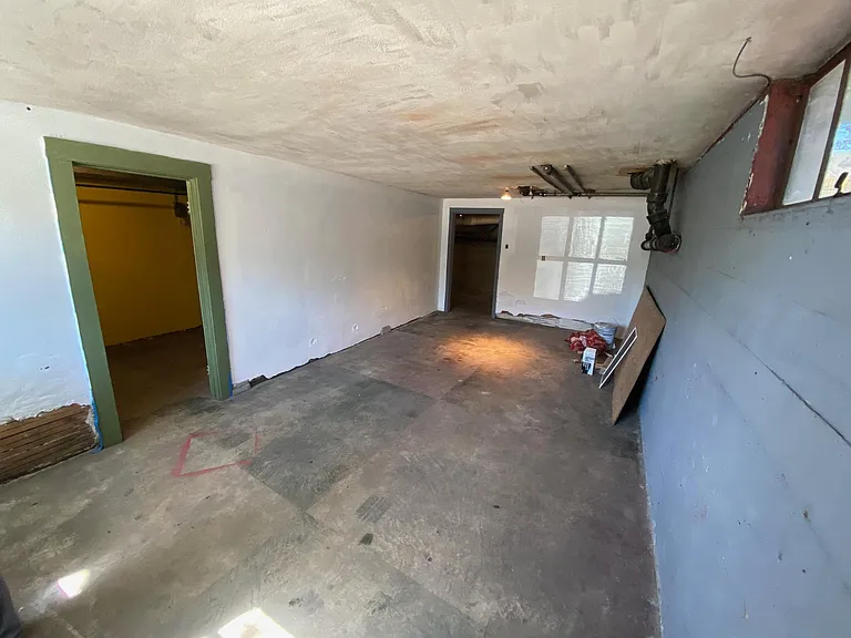 625 Forest St — Photo 12