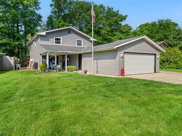 10204 Valleyview Dr, Columbia Station, OH 44028