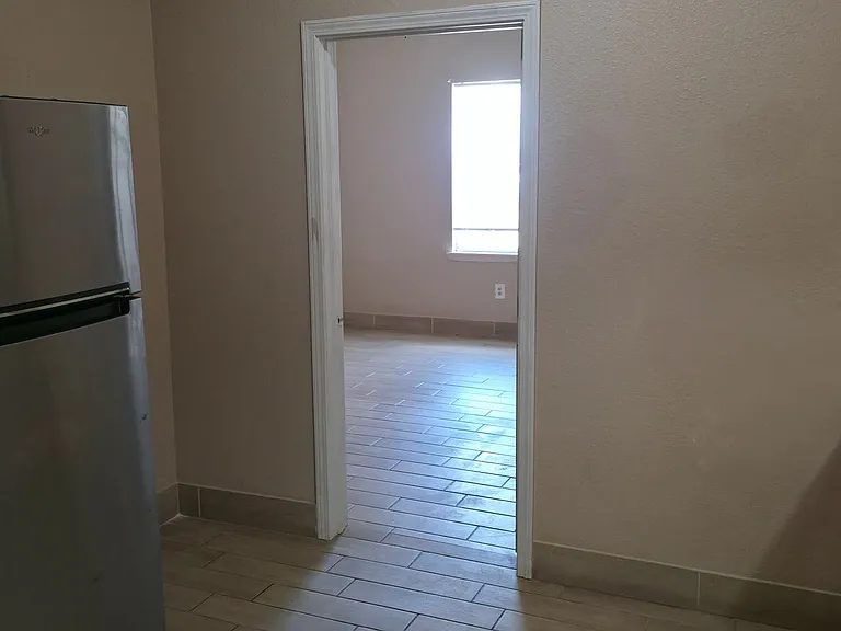 3419 Sealy St — Photo 18