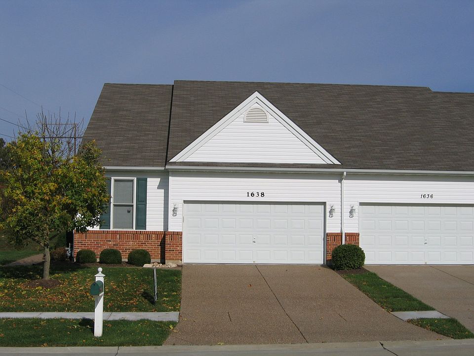 Lovely 3 bd villa on private court