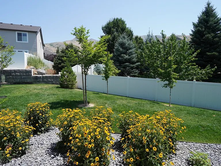 1575 S 150 W — Photo 26