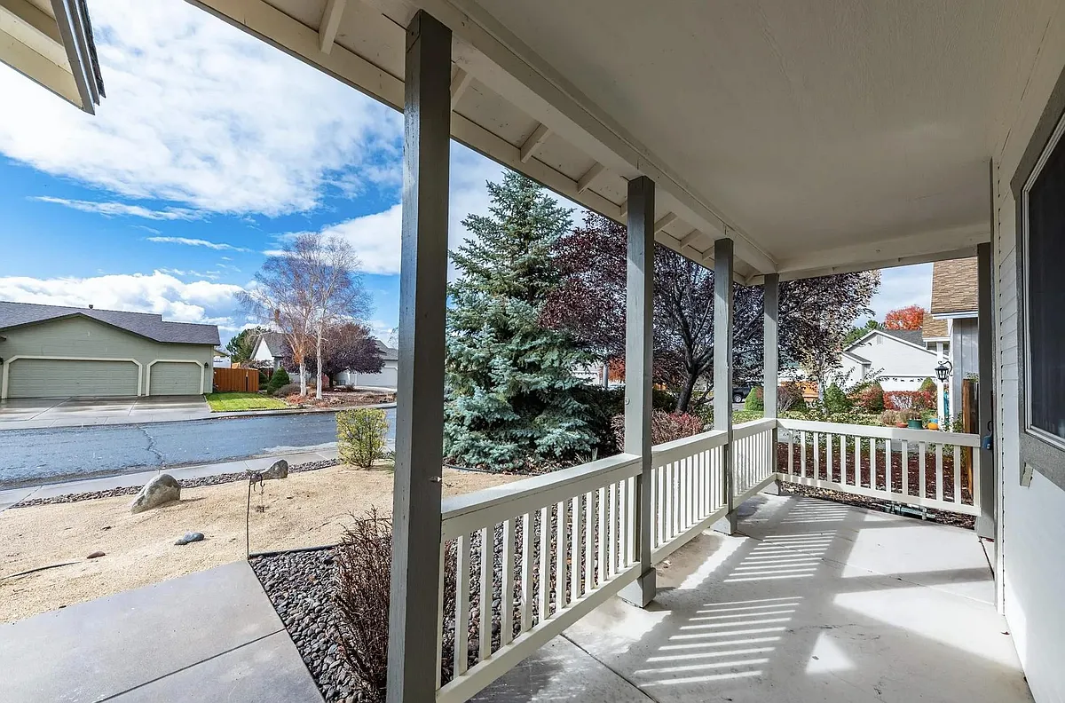 Covered Porch in Front Yard - 7820 Tiburon Ct