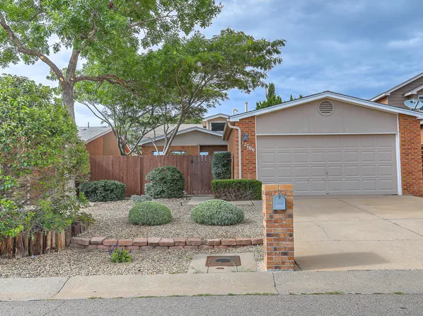 12709 Calle Amado NE, Albuquerque, NM 87111