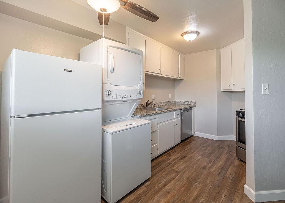 Rosewood Gardens Apartments 2011 Wyda Way Sacramento CA Zillow