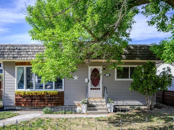 912 Saint Paul St, Kamloops, BC V2C 2K7