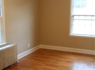 790 Cooke St, Waterbury, CT 06710