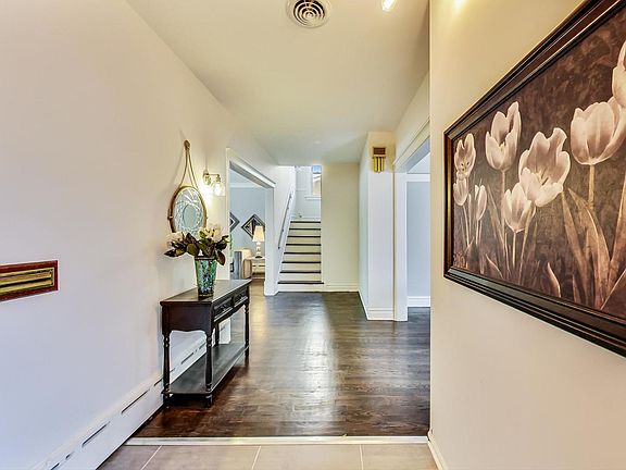 3rd image of 710 Fair Oaks Ave