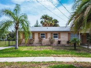 54 Inness Dr, Tarpon Springs, FL 34689