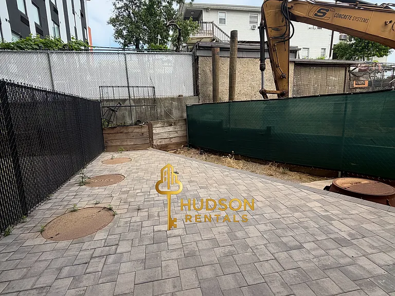 36 Madison St #102 — Photo 15