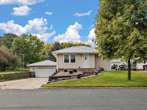 455 Division St, Gaylord, MN 55334