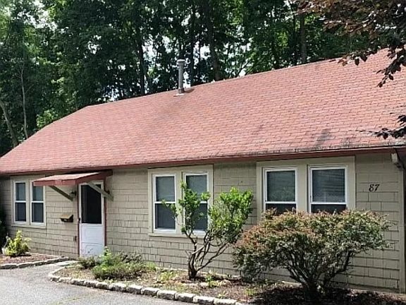 2nd image of 87 W Northfield Rd