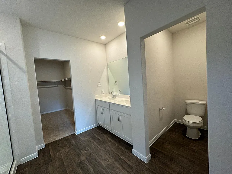 117 Docile Loop — Photo 18