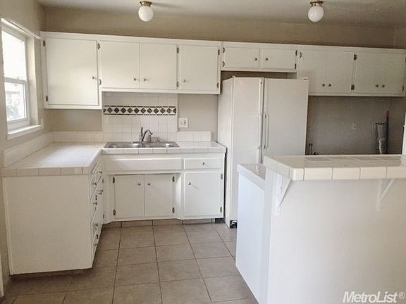 4th image of 3408 Jola Cir