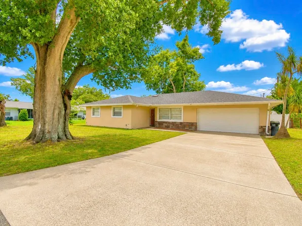 105 Byron Pl, Winter Haven, FL 33884
