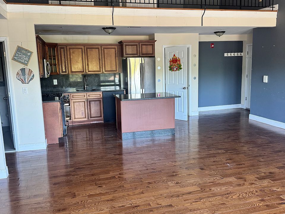 1st image of 3 John St #3