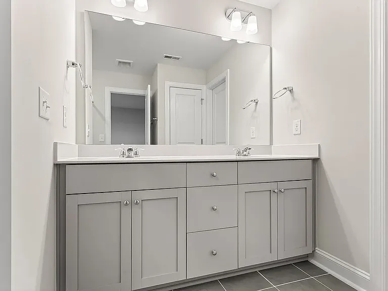 582 Barrington Row Ave — Photo 11