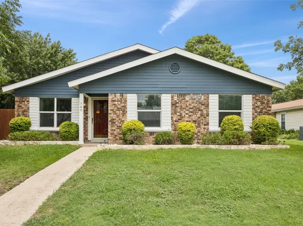 769 Mockingbird Dr, Lewisville, TX 75067
