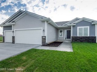2215 NW Beechwood St, Ankeny, IA 50023